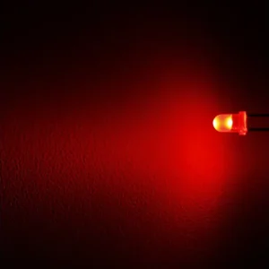 Doporučujeme - LED 3mm červená LTL-4221NLC