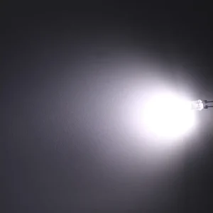 Právě v prodeji | LED dioda 8mm, studená bílá, 05W08EW6C